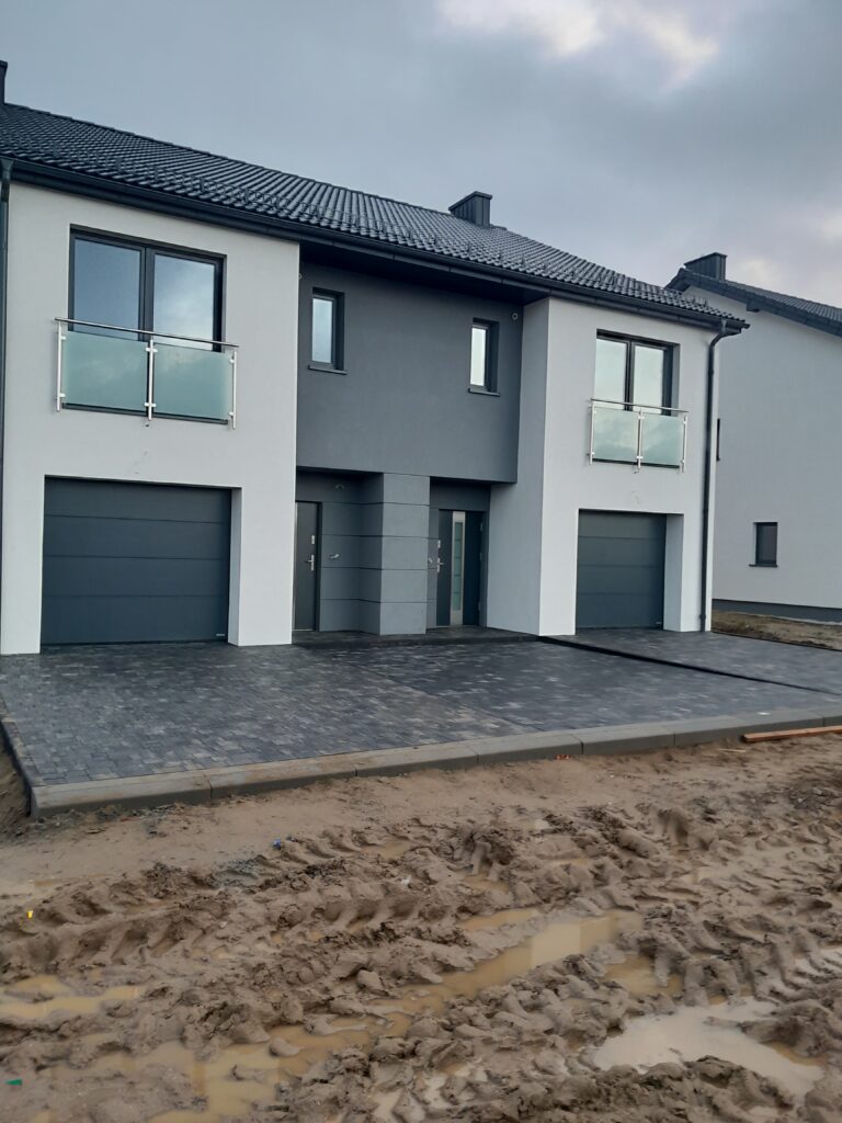 54m²    620000zł