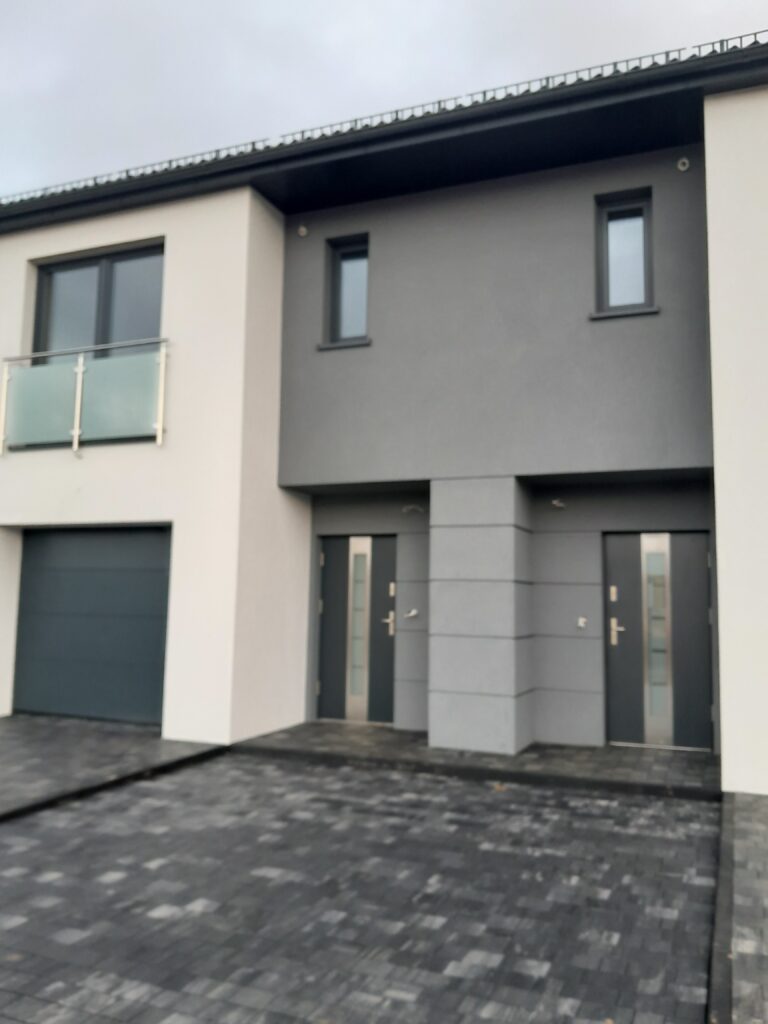 54m²    620000zł